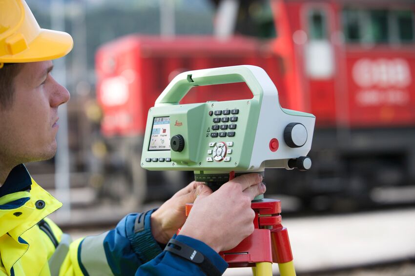 Leica Geosystems LS15 / LS10 Digital Level