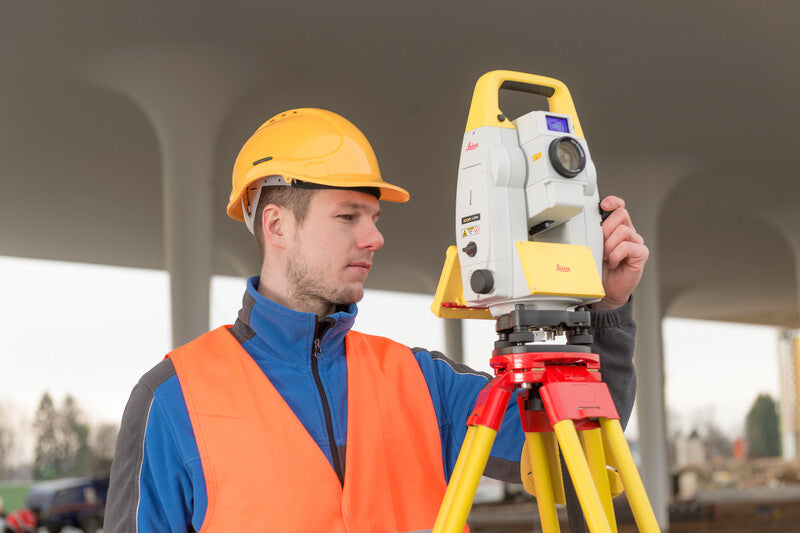 Leica iCON iCR80 – Robotic Total Station for Construction