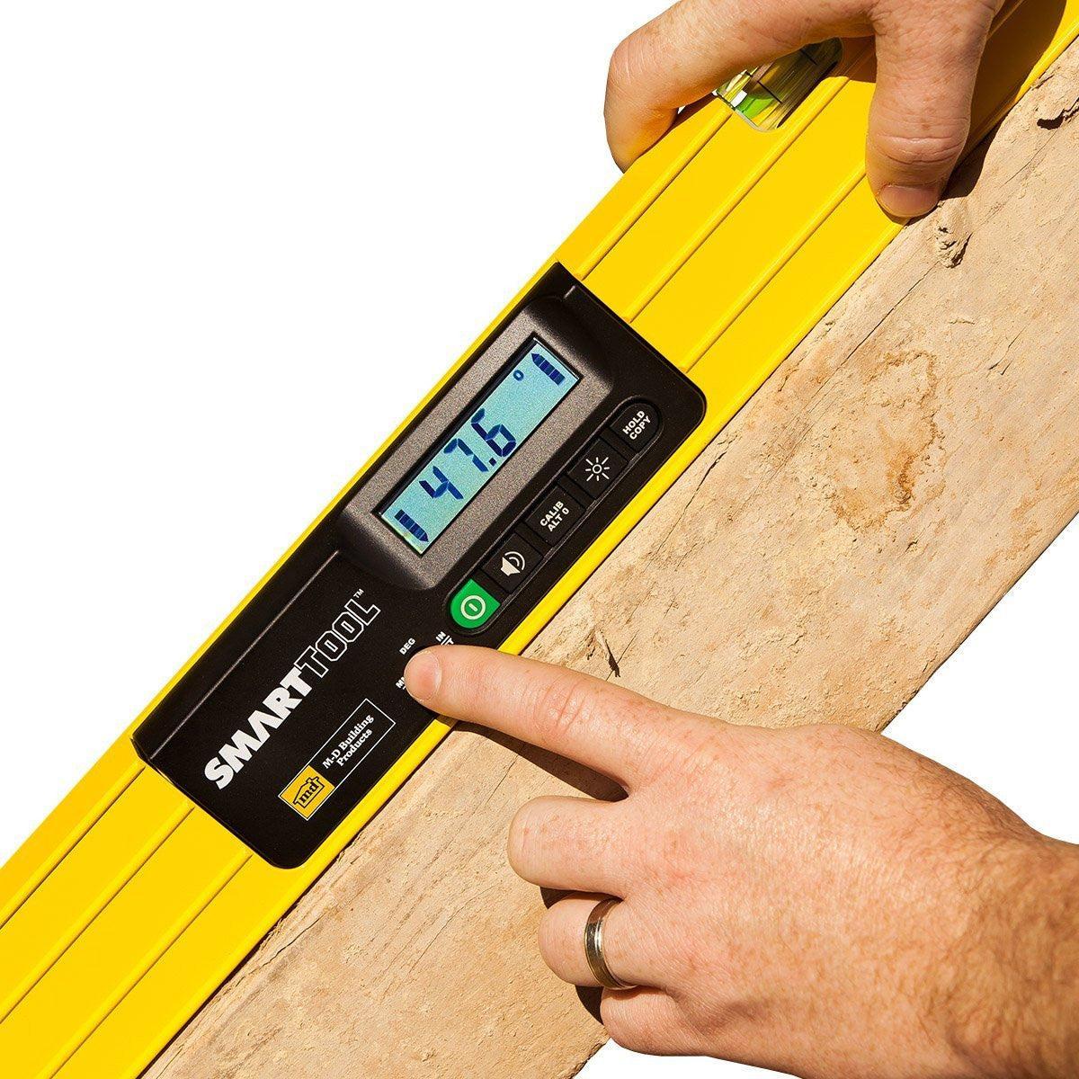 M-D Building Products Gen3 SMARTTOOL® Digital Level with Carry Case