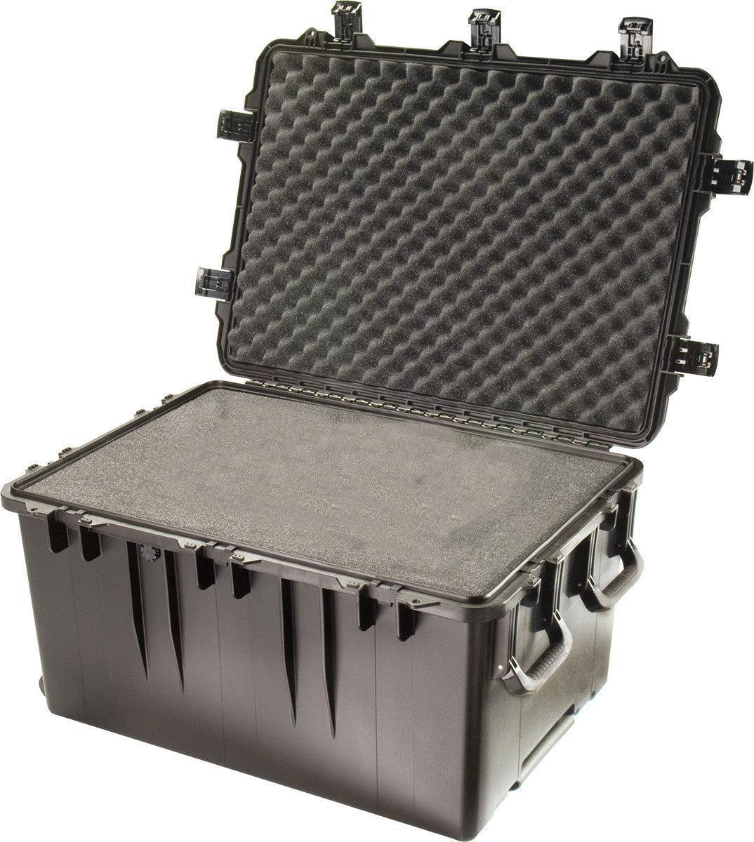 Pelican IM3075 Shipping Container with Foam