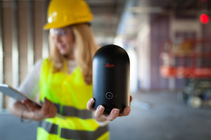 leica-blk360-in-hand